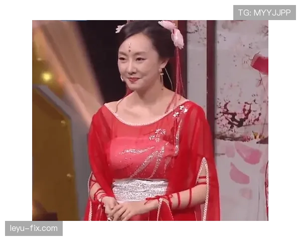 刘洋穿拖鞋回楼，门口堆着好几只名牌包，我这嘴角抽搐