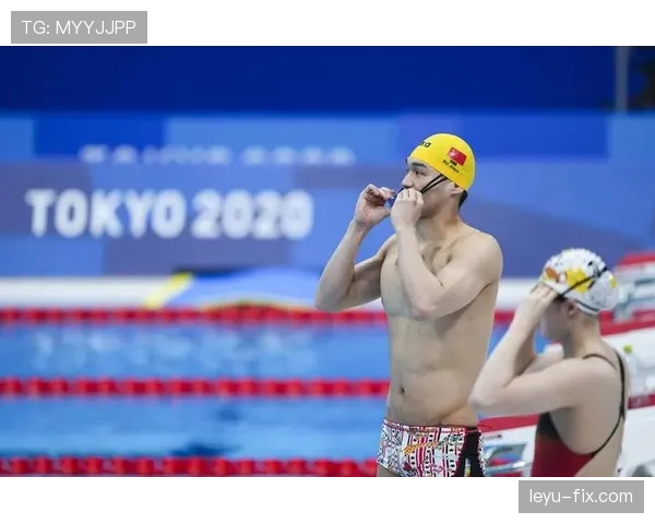徐嘉余训练完直接打飞的去吃米其林三星，这日子过得跟偶像剧男主似的